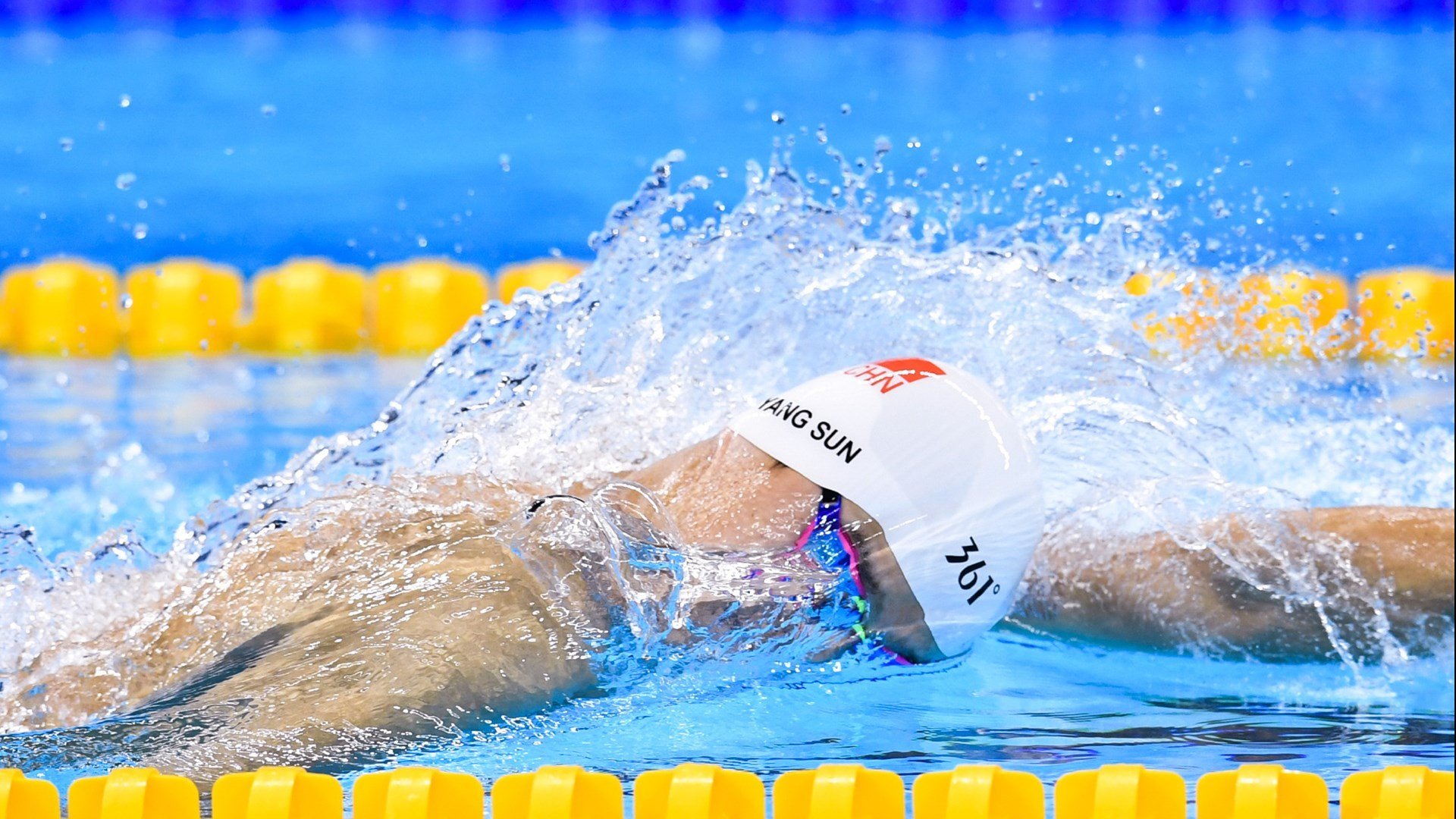 中国男篮全队凝聚力强 打出团队篮球，中国男篮最团结